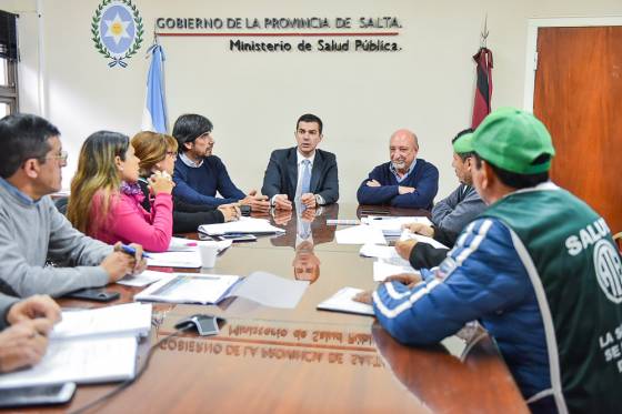 El Gobierno continuará la regularización de trabajadores emprendida por el ministerio de Salud